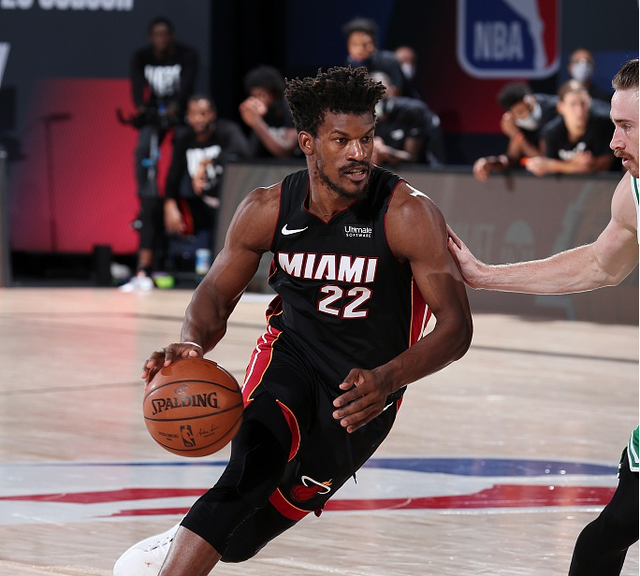 队时屡屡陷 队时屡屡陷